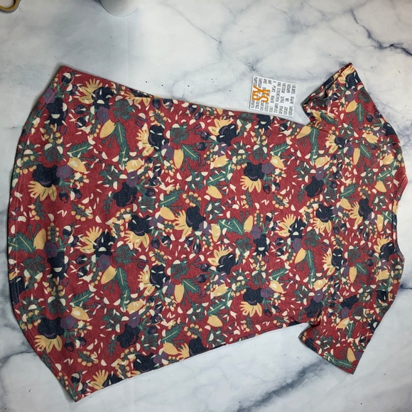 Lularoe Brushed Pastel Floral Classic Tee - Picture 3 of 7